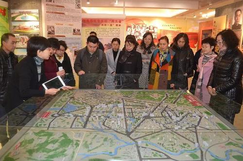 重温党史不忘初心 坚定信念砥砺前行 ——蜜桃视频
党委组织党员干部参观市委党校展馆