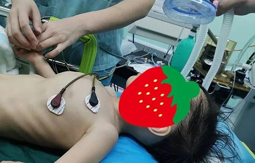 4岁小娃心脏为何大于成人？“元凶”到底是谁？