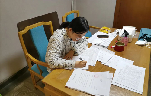 战疫丨在战疫中绽放火热的青春