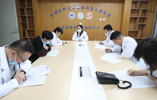 学无止境，同质提升！蜜桃视频
参加全国7院“线上”查房